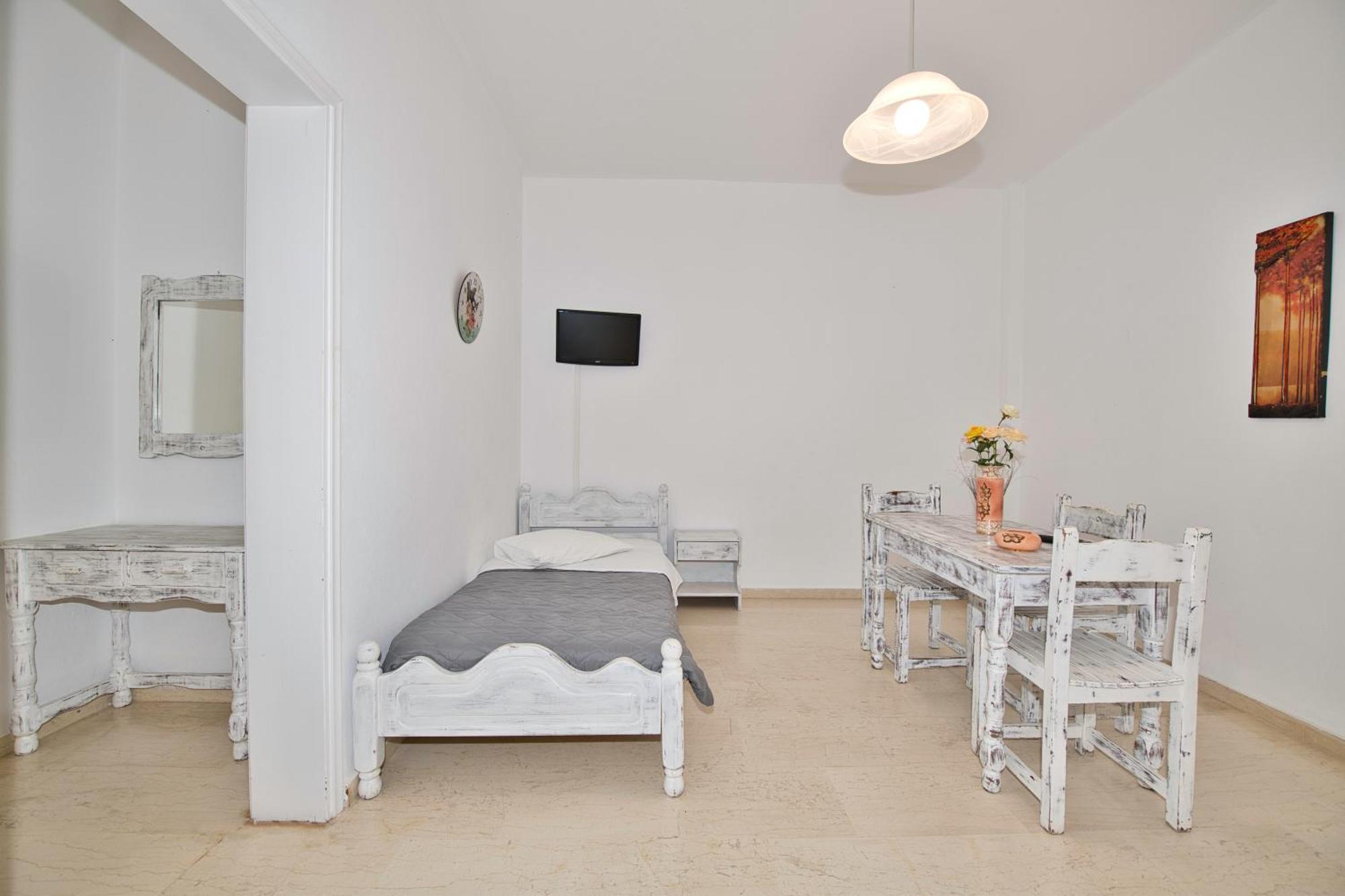 Ira Apartments Kamári Exteriér fotografie
