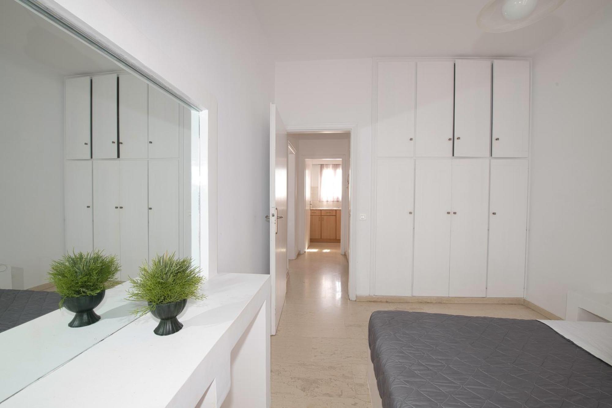 Ira Apartments Kamári Exteriér fotografie